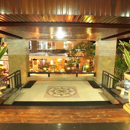 La Walon Hotel Kuta Lombok Esterno foto