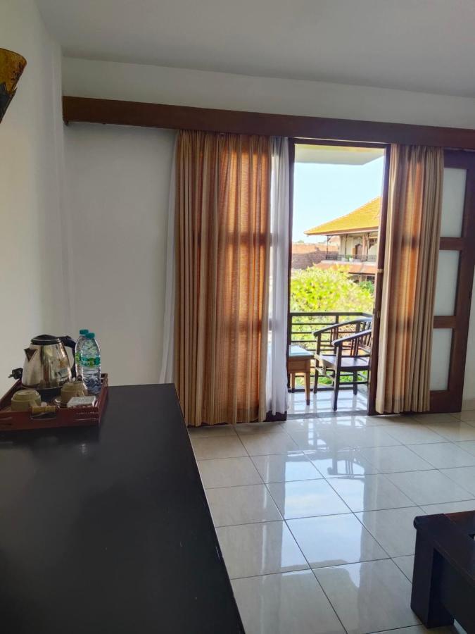 La Walon Hotel Kuta Lombok Esterno foto