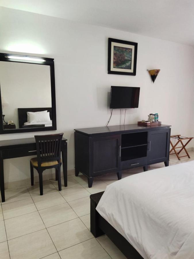 La Walon Hotel Kuta Lombok Esterno foto