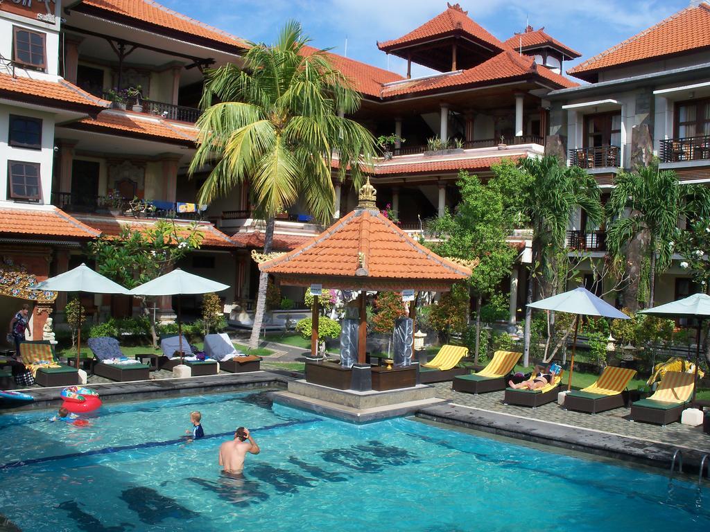 La Walon Hotel Kuta Lombok Esterno foto