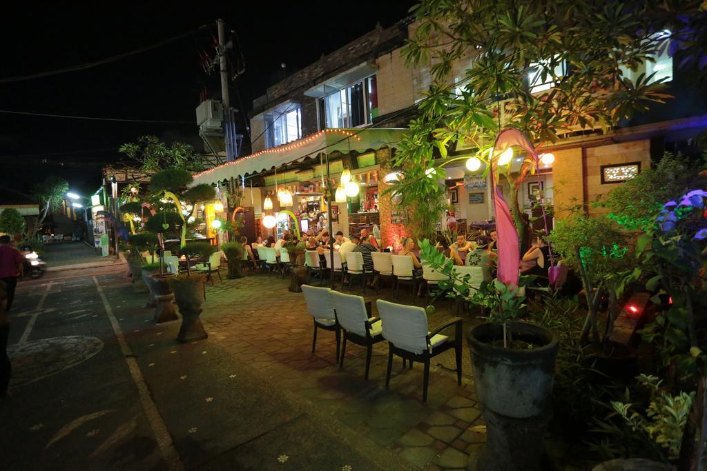 La Walon Hotel Kuta Lombok Esterno foto