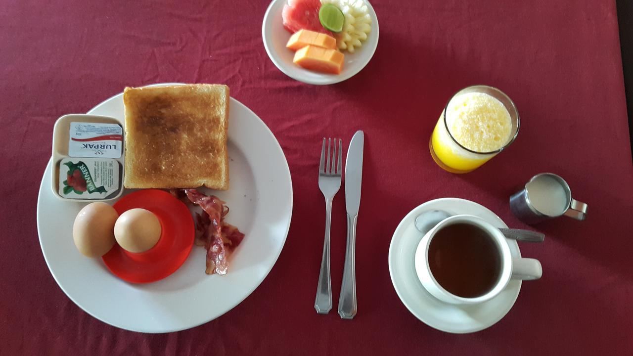 La Walon Hotel Kuta Lombok Esterno foto