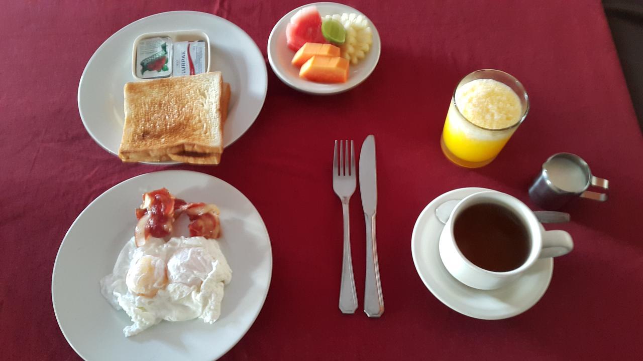 La Walon Hotel Kuta Lombok Esterno foto