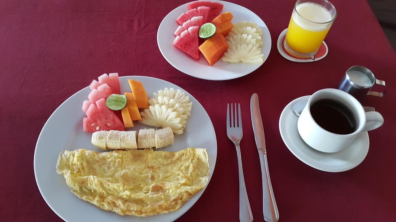 La Walon Hotel Kuta Lombok Esterno foto